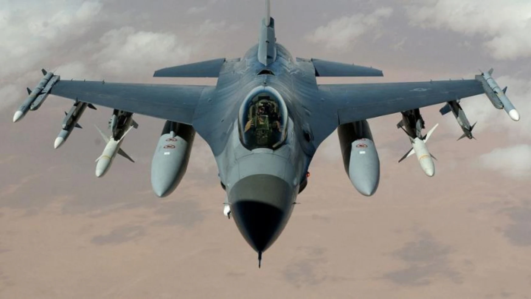 Lockheed Martin: Ukraynalı pilotları F-16'ları kullanmaları için eğitmeye hazırız