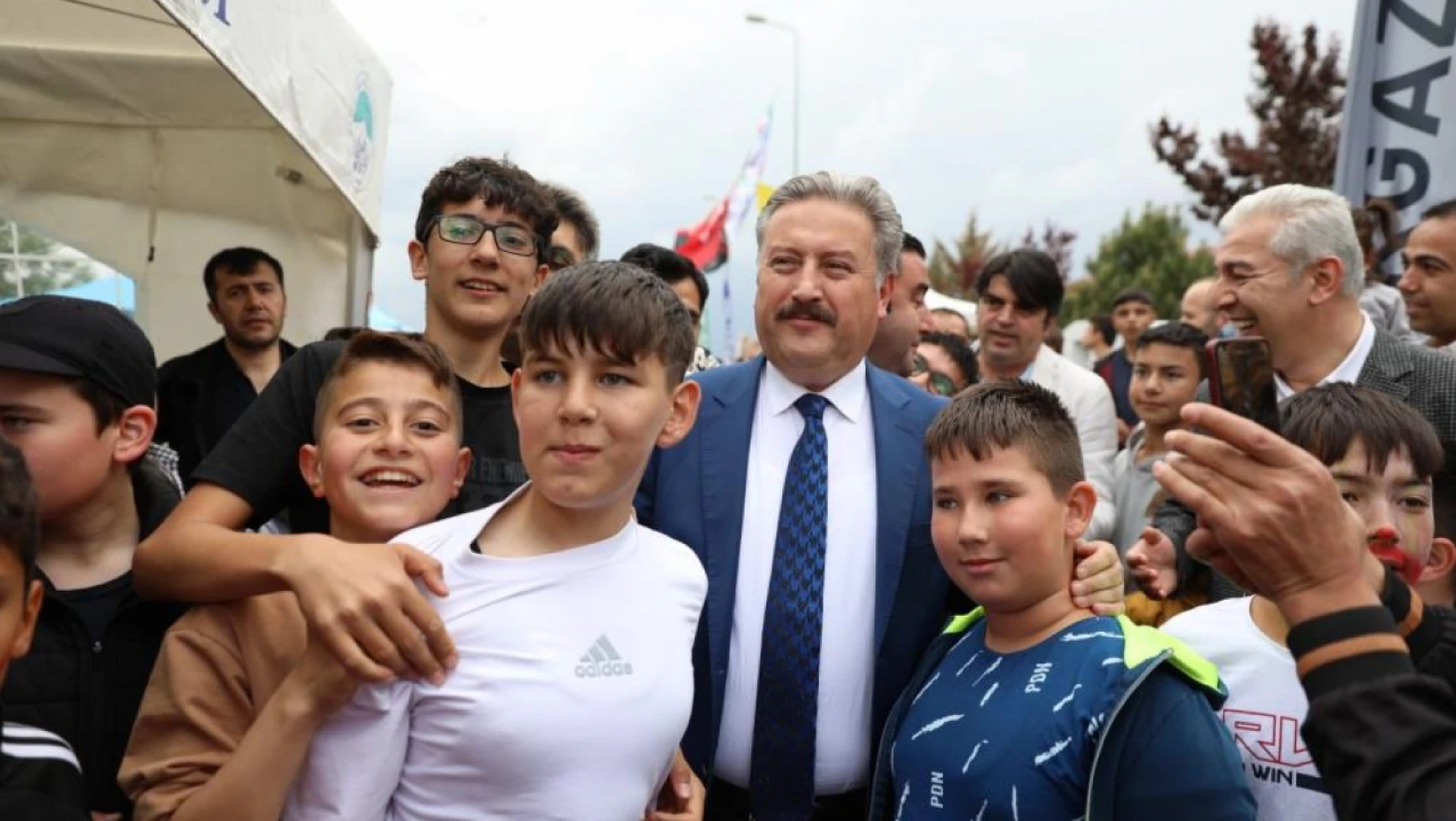 Melikgazi 'de Alparslan Türkeş Sosyal Yaşam ve Kültür Merkezi'nin tanıtımı yapıldı