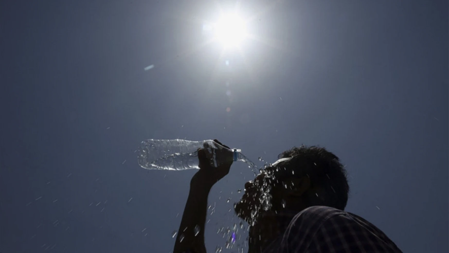 Mexico City'de 26 yıl sonra sıcaklık rekoru kırıldı