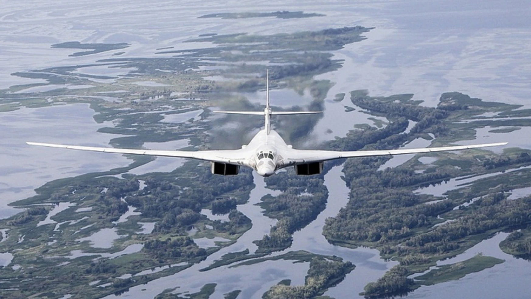 Rusya: İki Tu-160 uçağı Arktik Okyanusu'nun tarafsız suları üzerinde uçuş gerçekleştirdi