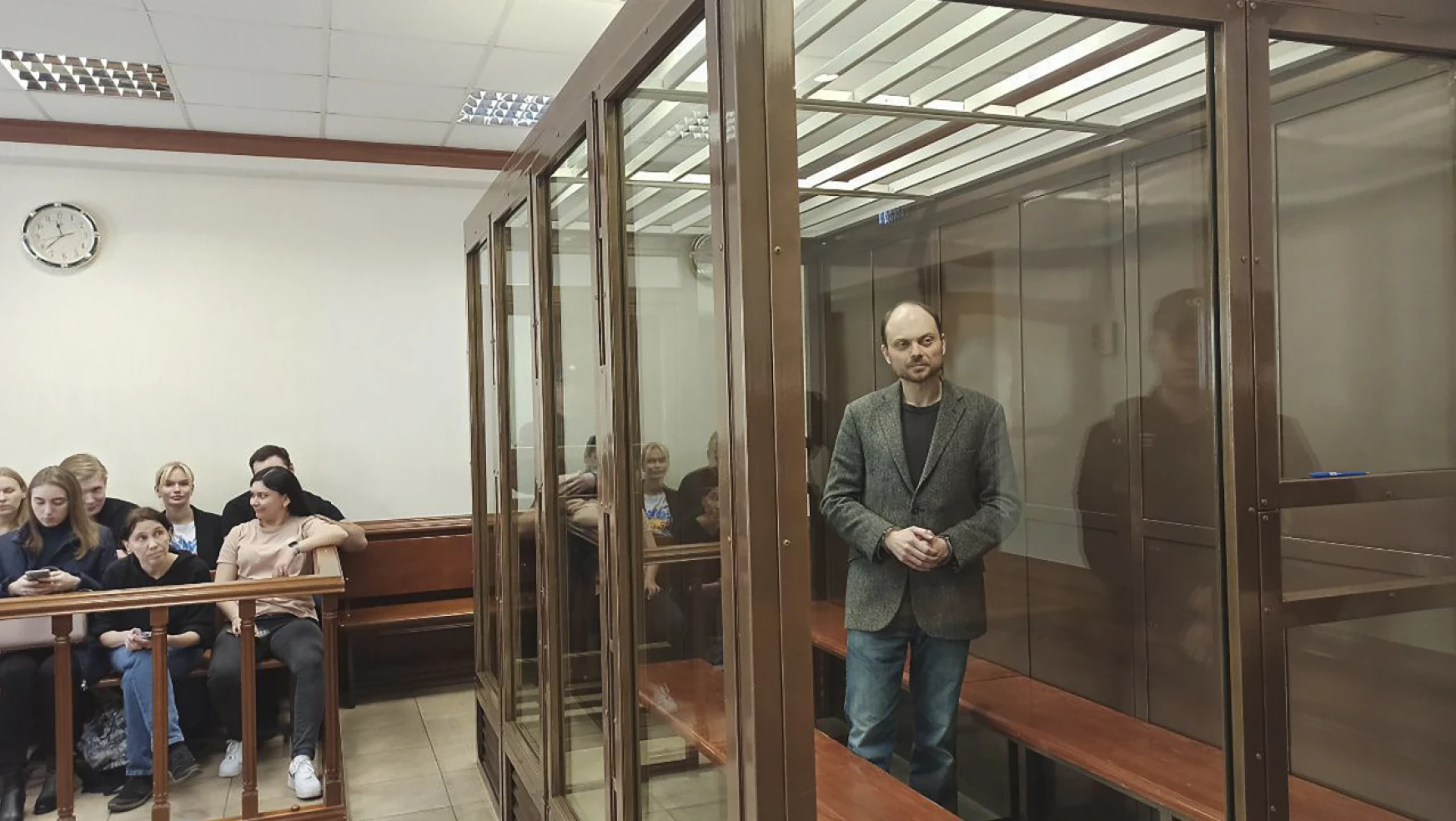 Savaş karşıtı Rus muhalif politikacı Kara-Murza'ya 25 yıl hapis cezası