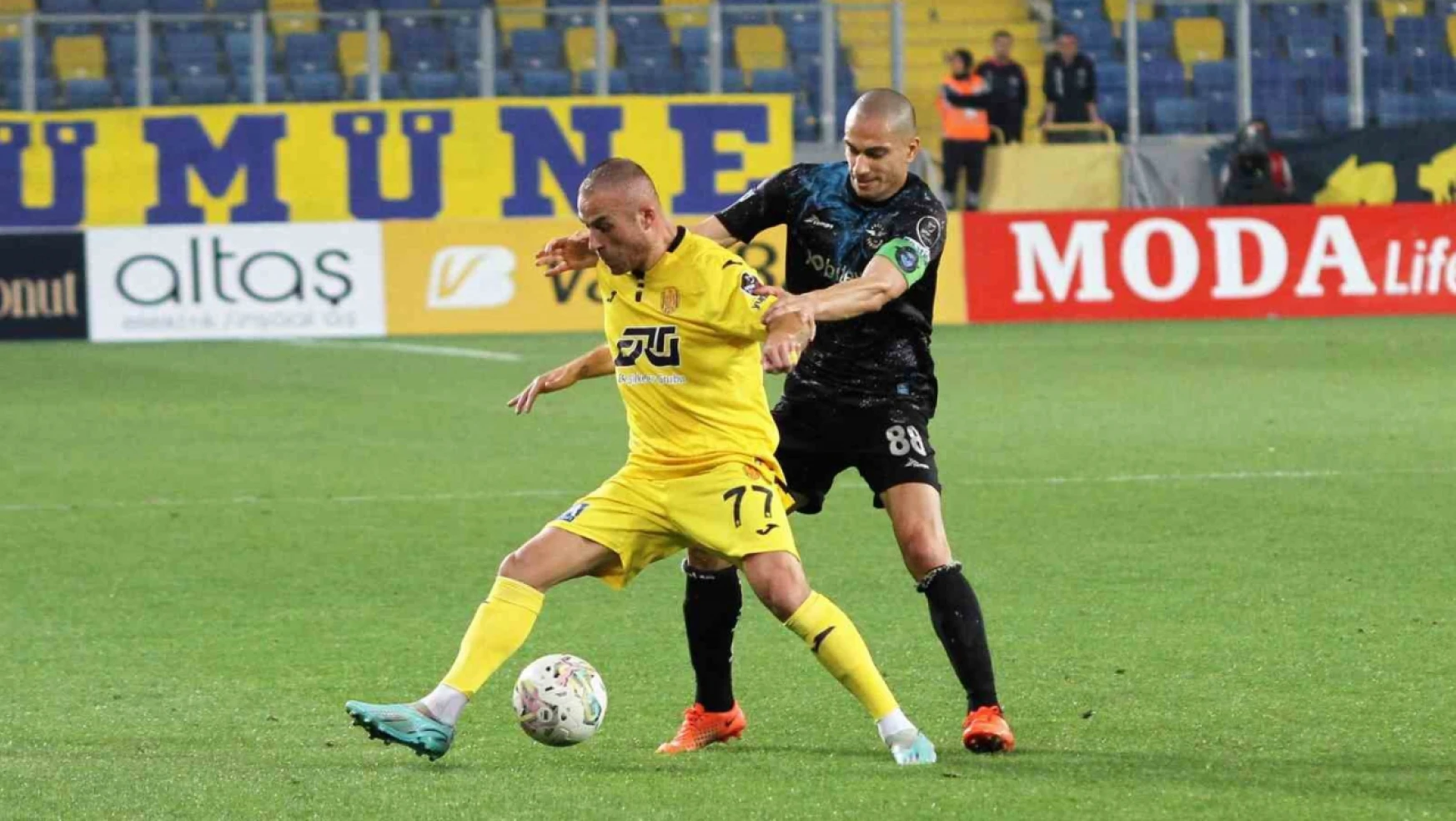 Spor Toto Süper Lig: MKE Ankaragücü: 1 - Adana Demirspor: 2 (Maç sonucu)