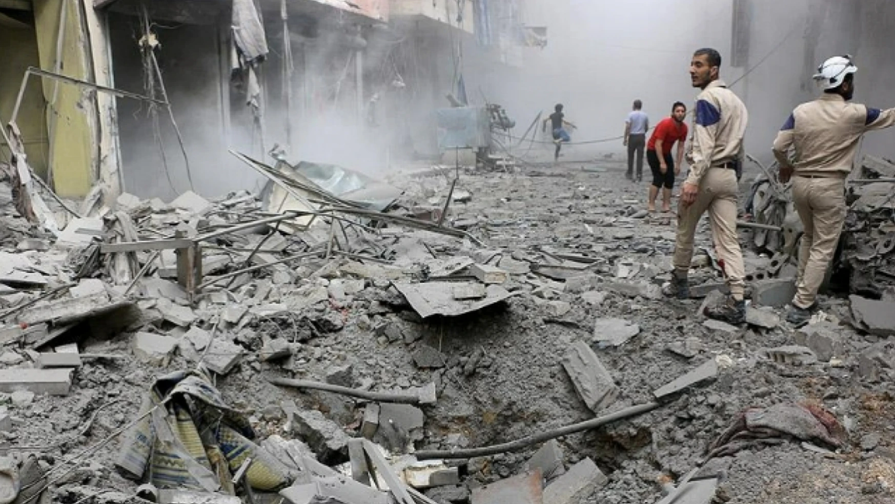 Suriye rejimi Halep kırsalını bombaladı: 3 ölü, 7 yaralı