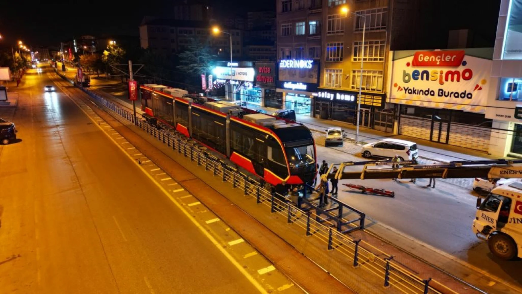 Talas Mevlana - Cumhuriyet Meydanı Raylı Sistem Hattına İlk Tramvay İndirildi