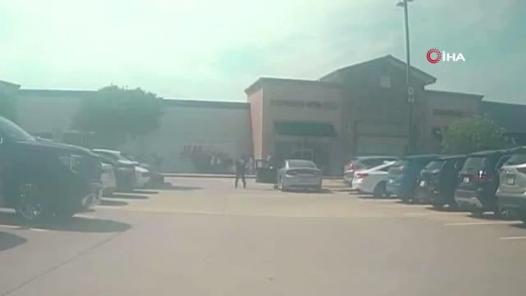 Texas'ta alışveriş merkezine silahlı saldırı