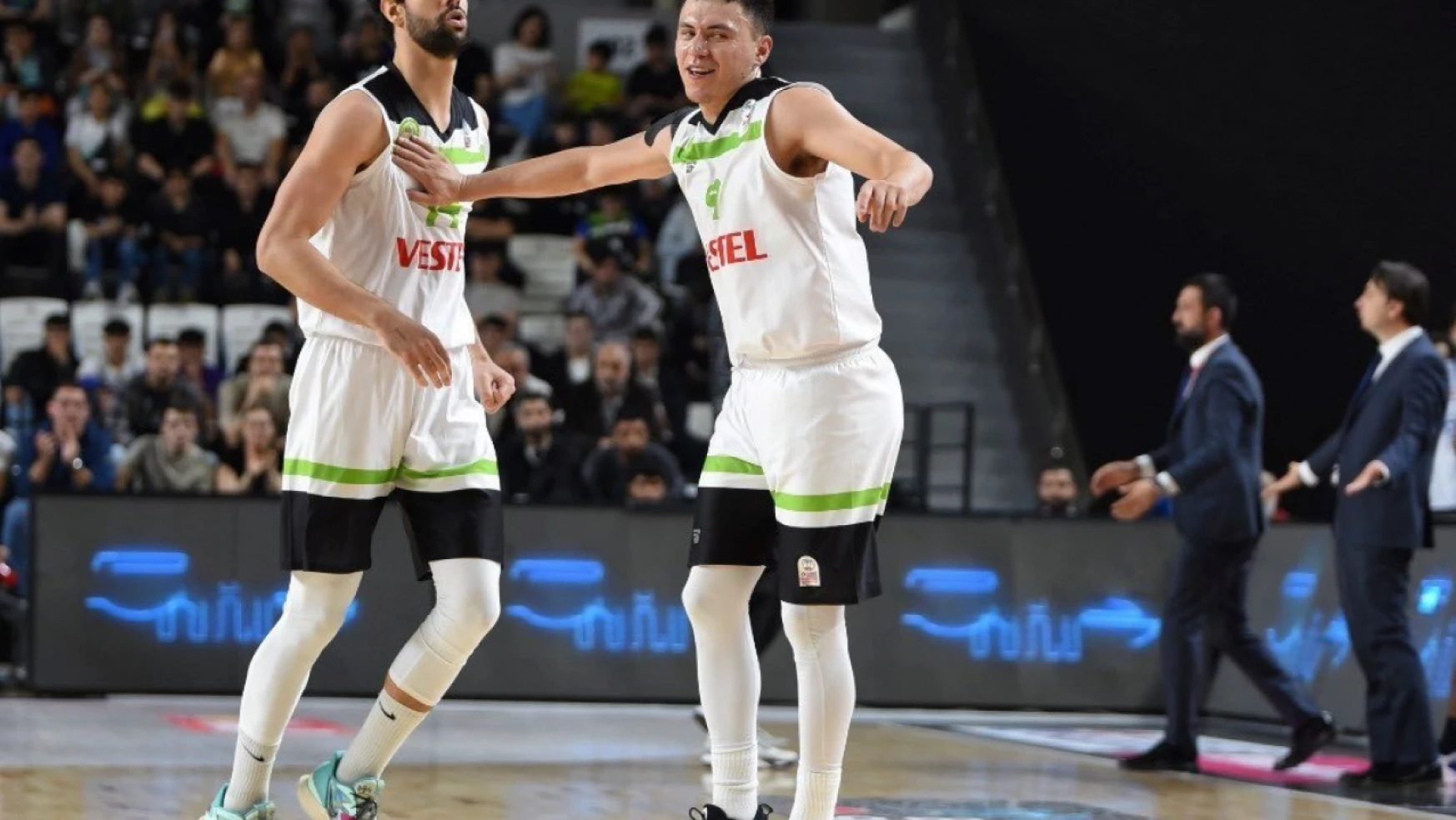Türkiye Sigorta Basketbol Süper Ligi: Manisa BBSK: 87 - Büyükçekmece Basketbol: 74