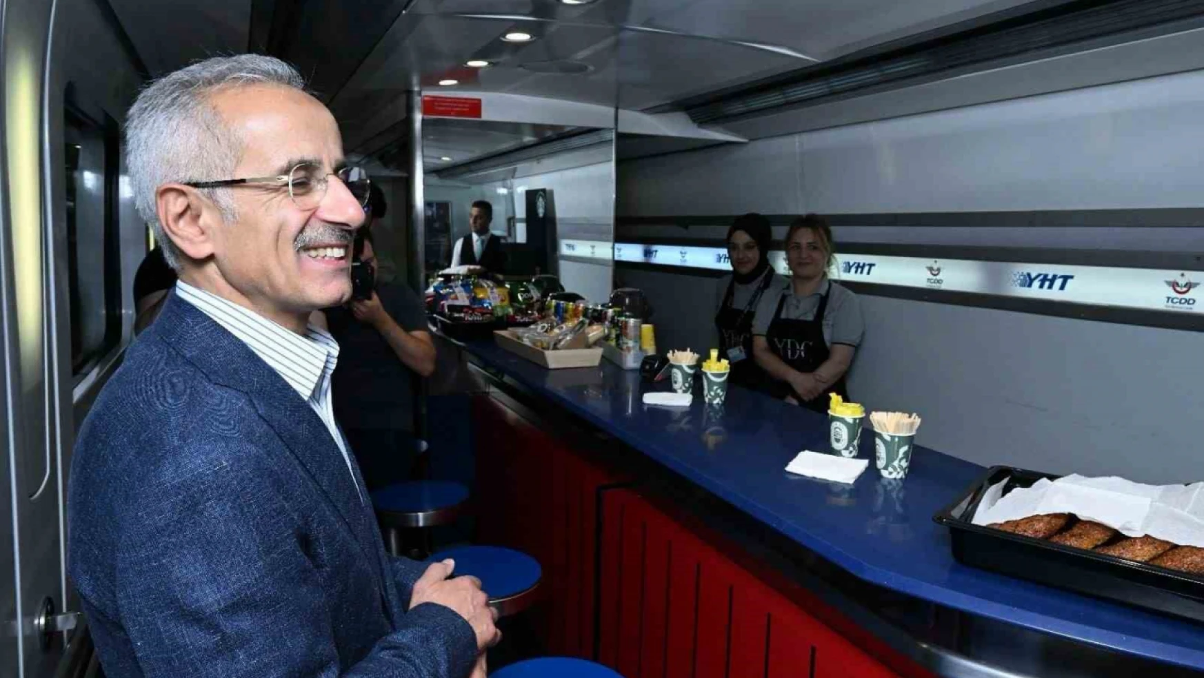 Ulaştırma ve Altyapı Bakanı Uraloğlu: Yüksek hızlı trenlerimizle taşıdığımız yolcu sayısı 79,5 milyonu geçti