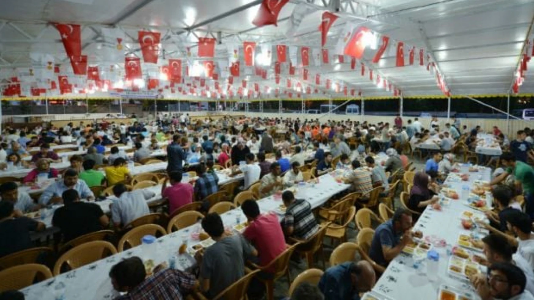 Vakıflar İstanbul 1. Bölge Müdürlüğü 40 bin vatandaşı iftar sofrasında buluşturacak