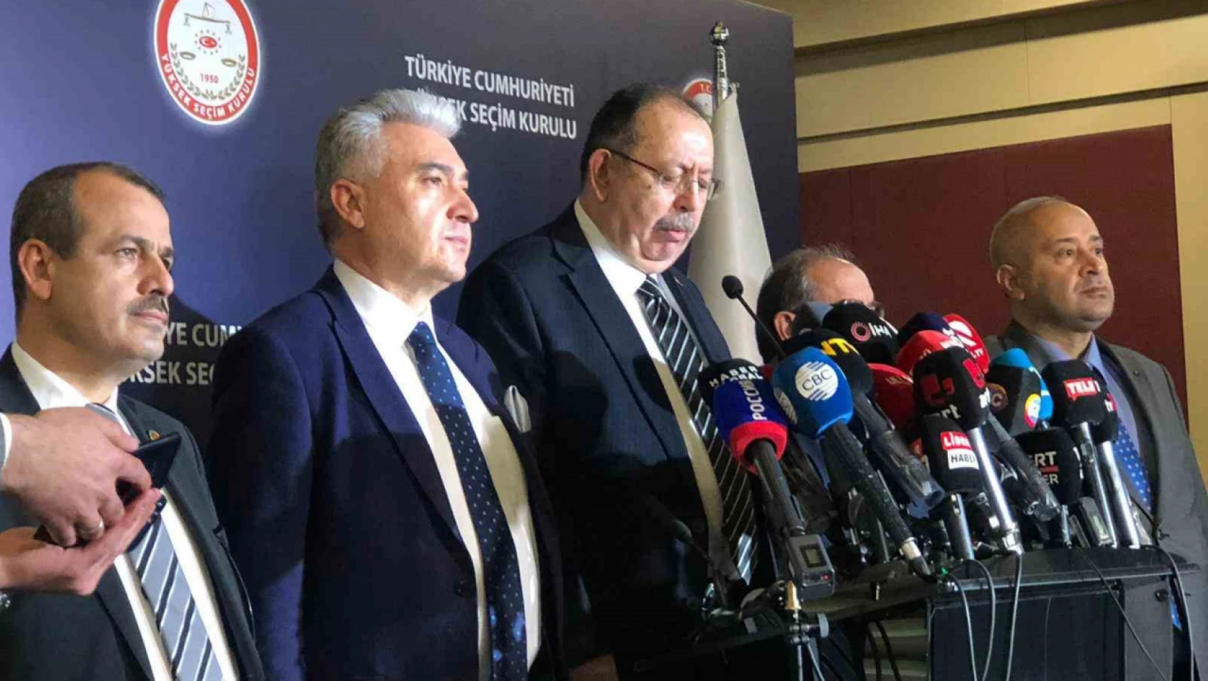 YSK Başkanı Yener: 'Geçici sonuçlar sonucunda Recep Tayyip Erdoğan'ın cumhurbaşkanı olarak seçildiği görülmüştür'