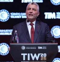 Bakan Bolat: İhracatta 390 Milyar Dolarla Tarihi Rekor