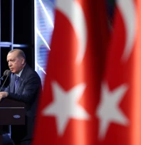 Cumhurbaşkanı Erdoğan: Eğilmeden, bükülmeden dimdik duruyoruz.