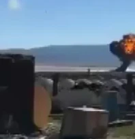 F-16C savaş uçağı çöle düştü! Pilot Saniyelerle Kurtuldu