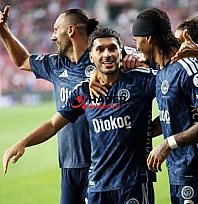 Fenerbahçe, Samsunspor'u 2-0 mağlup etti