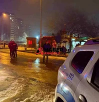 Oğlu, babasının büfesini kurşunladı