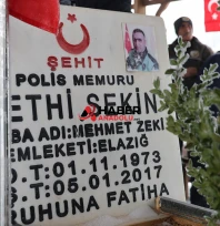 Şehit Fethi Sekin kabri başında anıldı