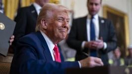 Trump'tan Hindistan'a Rus petrolü tehdidi