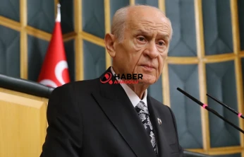 Bahçeli'den Bayrak Saldırısına Sert Tepki
