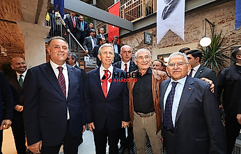 Başkan Büyükkılıç, tarihi Kuyumcu Han'ın açılışına katıldı