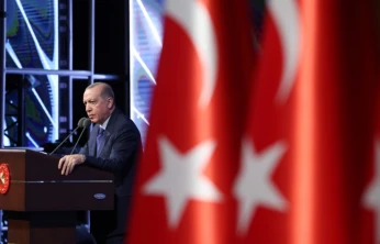 Cumhurbaşkanı Erdoğan: Eğilmeden, bükülmeden dimdik duruyoruz.