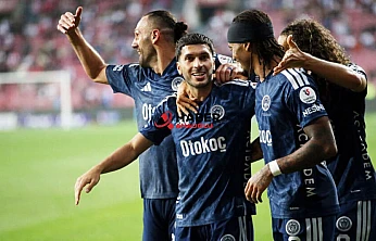 Fenerbahçe, Samsunspor'u 2-0 mağlup etti