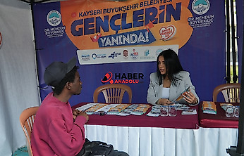 Kayseri'de üniversite öğrencilerine sıcak karşılama