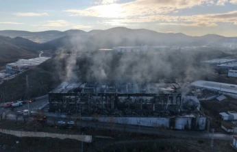 Yanan fabrikanın son hali böyle görüntülendi! İşte detaylar..