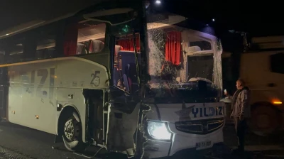 Kayseri-Sivas Yolunda Zincirleme Kaza: Astsubay Dahil 7 Yaralı