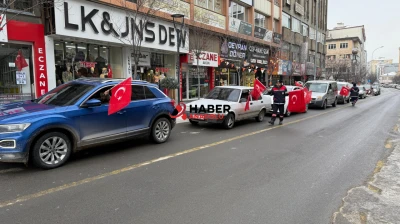 Nevşehir'de Sokaklar Türk Bayrakları İle Donatıldı