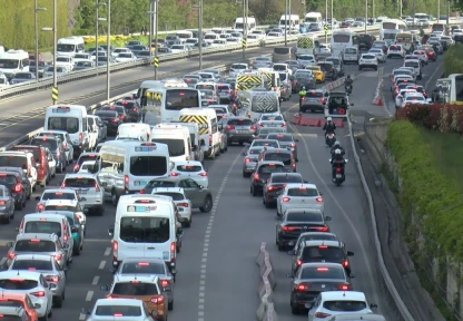 Trafiğe kaydı yapılan taşıt sayısı yıllık yüzde 110,6 arttı