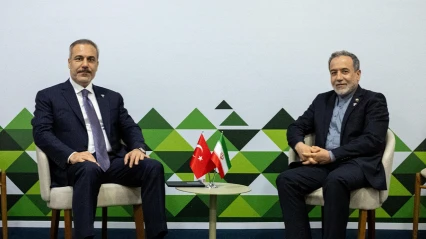 Fidan, İranlı mevkidaşı Abbas Arakçi ile görüştü