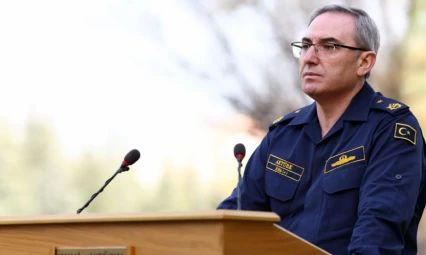 Dört personelin TSK'yla ilişiği kesildi