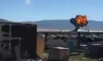 F-16C savaş uçağı çöle düştü! Pilot Saniyelerle Kurtuldu