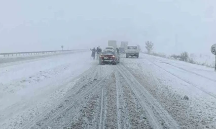 Kayseri-Malatya karayolu kardan ulaşıma kapandı