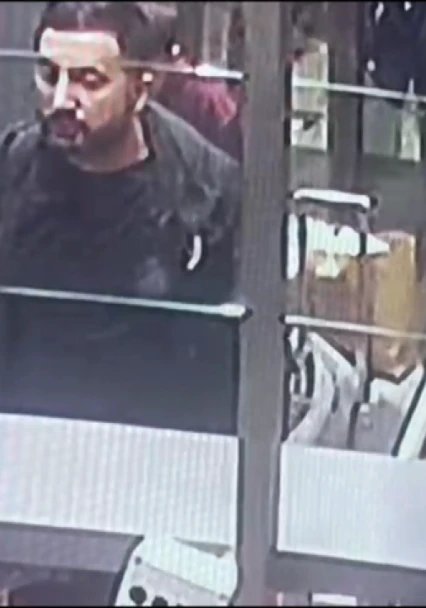 Adliye Hırsızları Havalimanında Görüntülendi