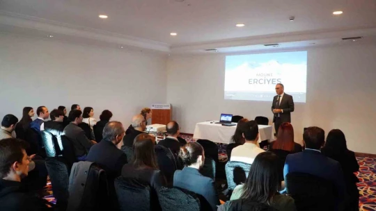 Büyükşehir, otellerin personeline turizm tanıtım programı düzenledi