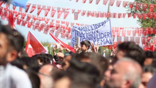 IMF'yi Türkiye'den gönderince Babacan'ın yüzü kızardı