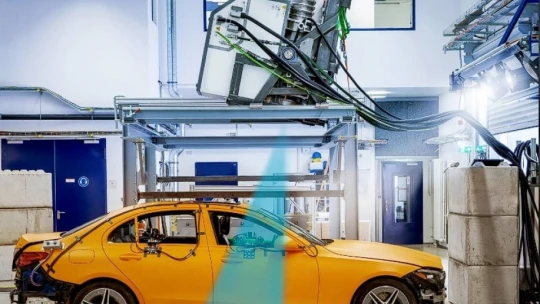 Mercedes-Benz, çarpışma testinin röntgenini çekti