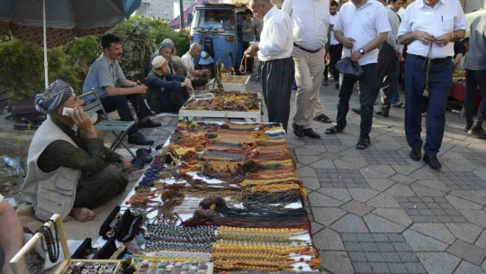 Türkiye'de kahvesi, Irak'ta tesbihi yapılıyor