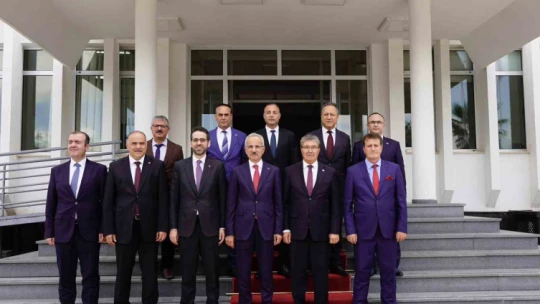 Ulaştırma ve Altyapı Bakanı Uraloğlu, KKTC Cumhurbaşkanı Tatar ile görüştü