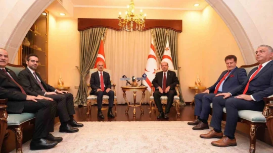 Ulaştırma ve Altyapı Bakanı Uraloğlu, KKTC Cumhurbaşkanı Tatar ile görüştü