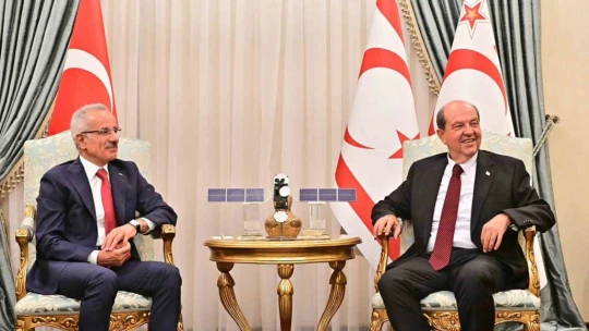 Ulaştırma ve Altyapı Bakanı Uraloğlu, KKTC Cumhurbaşkanı Tatar ile görüştü