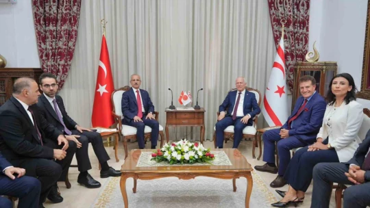 Ulaştırma ve Altyapı Bakanı Uraloğlu, KKTC Cumhurbaşkanı Tatar ile görüştü