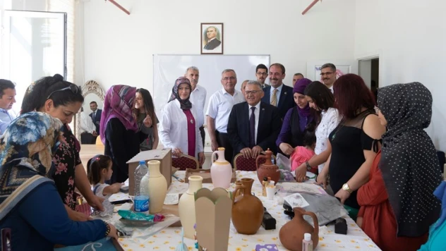 13 bin kişiye hizmet veriyor.