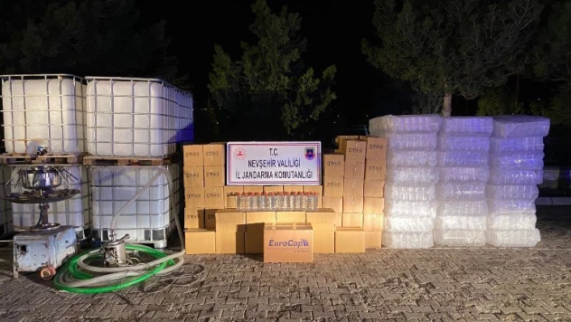 2 bin 842 litre etil alkol ele geçirildi