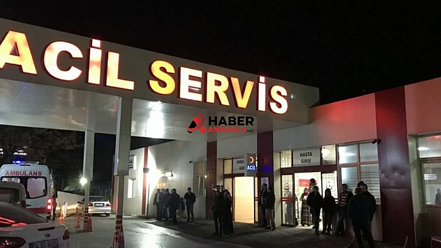 21 işçi yemekten zehirlendi