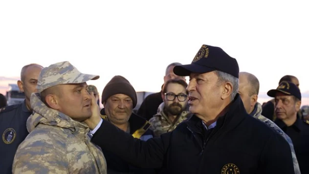 25 bin Mehmetçik depremin vurduğu bölgelerde görev alıyor