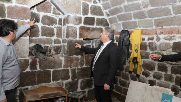 5 asırlık Tarihi Gön Han yakında yeniden hayat bulacak