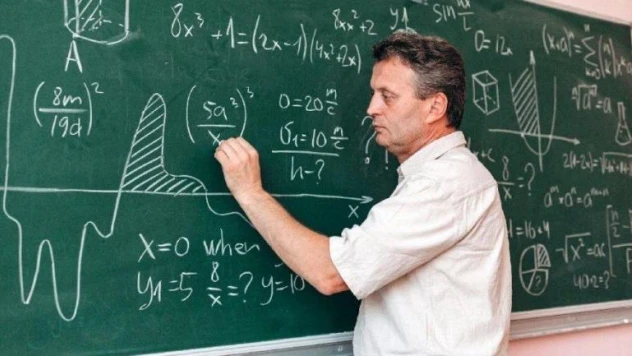 500 bin civarında öğretmenden 1.2 milyon öğretmene geldik