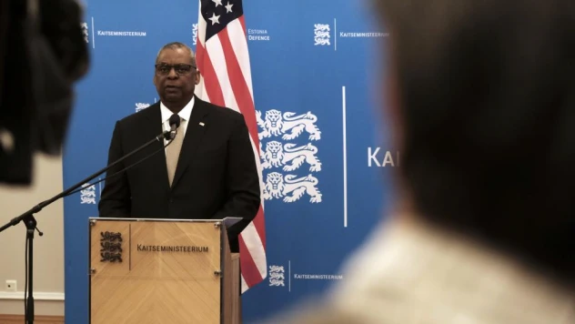 ABD Savunma Bakanı Austin'den Irak'a sürpriz ziyaret