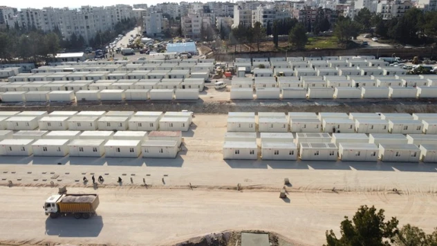 Adıyaman'da 300 konteyner ailelere teslim ediliyor